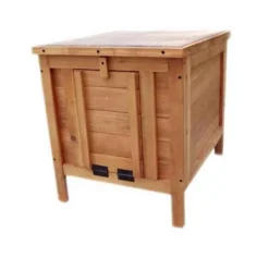 Walter Harrison's The Field House Small Animal Hut