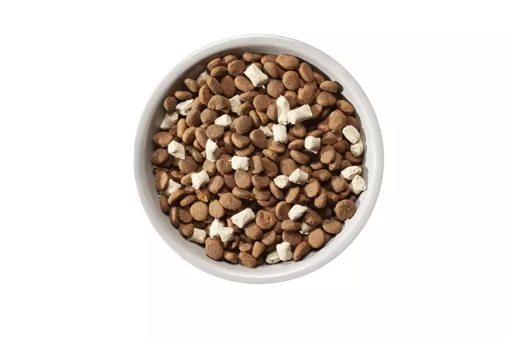 Nature's Variety Free Range Chicken Meat Boost Dog Food 2 Nature's Variety Free Range Chicken Meat Boost Dog Food - Image 2