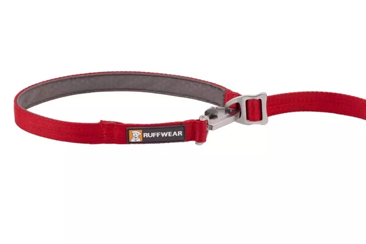 Ruffwear Switchbak Multi-Function Dog Lead Red Sumac 3 Ruffwear Switchbak Multi-Function Dog Lead Red Sumac - Image 3