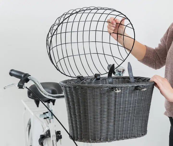 Trixie Front Bicycle Basket For Dogs Anthracite 6 Trixie Front Bicycle Basket For Dogs Anthracite - Image 6