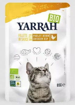 Yarrah Organic Fillets With Chicken In Gravy For Cats